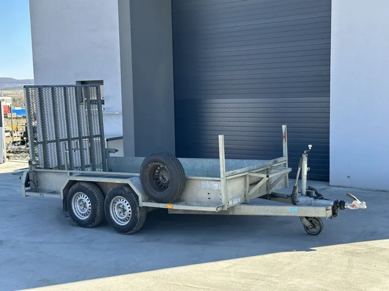 PETERS - P2 - Autoanhänger - 2019